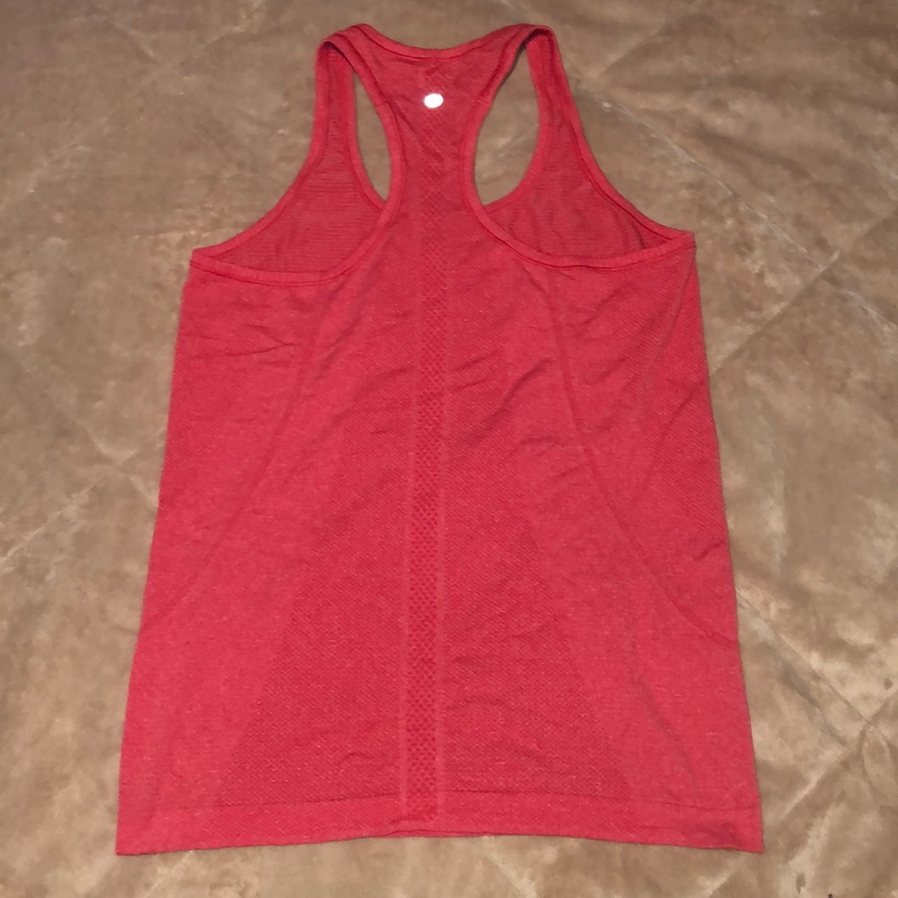 Lululemon tank top